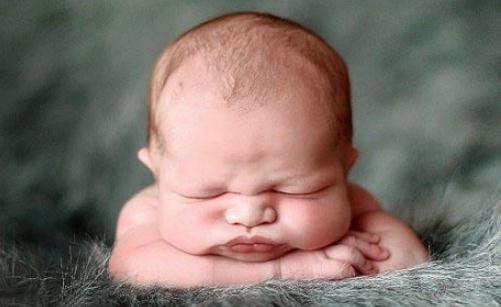 一歲的寶寶暴力咋辦?