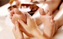 搓腳心也能幫你治療疾病！