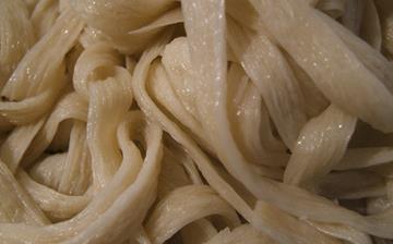 【牛筋面】牛筋面的營養價值_牛筋面怎么做好吃_牛筋面的做法大全 【牛筋面】牛筋面的營養價值_牛筋面怎么做好吃_牛筋面的做法大全