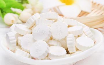 【奶片】奶片的營(yíng)養(yǎng)價(jià)值_奶片的功效和作用_什么牌子的奶片好 【奶片】奶片的營(yíng)養(yǎng)價(jià)值_奶片的功效和作用_什么牌子的奶片好