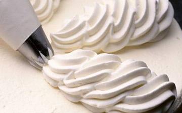 【淡奶油】淡奶油的營養價值_淡奶油的功效和作用_什么牌子的淡奶油好 【淡奶油】淡奶油的營養價值_淡奶油的功效和作用_什么牌子的淡奶油好