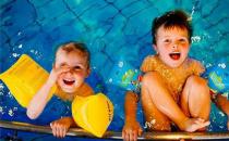 造成自閉癥的因素有哪些？