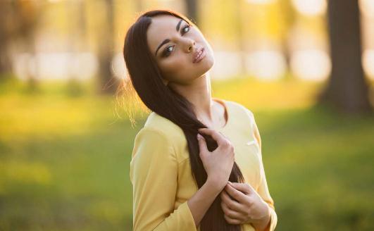 減肥期間狂掉頭發是怎么回事?