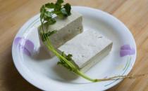 豆腐和什么食物搭配最營(yíng)養(yǎng)？