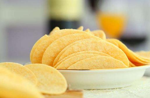 薯片的三大危害可別忽略了!