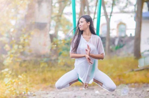 空中瑜伽是啥?空中瑜伽的好處