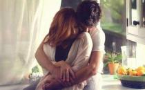 教你讀懂男人不經意的親密動作