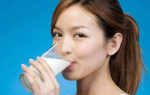 什么時候喝牛奶最好?