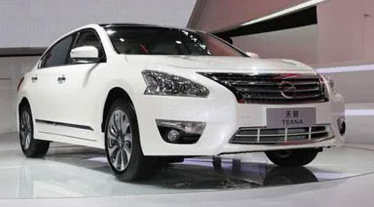 如何去除新車內的異味