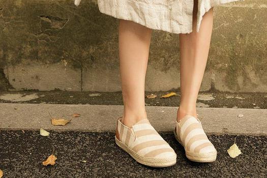 鞋子不跟腳咋辦?