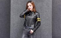 皮衣劃破了應該如何修補