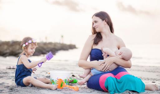 喂奶的正確姿勢是怎樣的