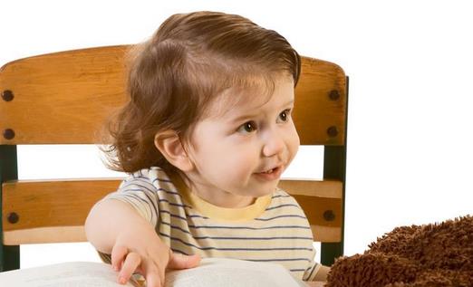 孩子患過(guò)敏性皮炎的癥狀與原因