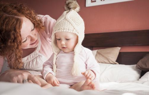 5個(gè)月大的寶寶吐奶怎么辦