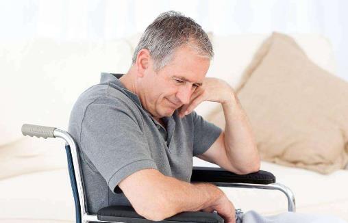 老年人運動保健要遵循“大、中、多”守則