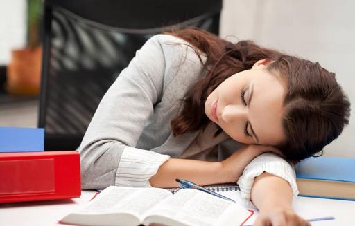 眼睛干澀的原因有哪些