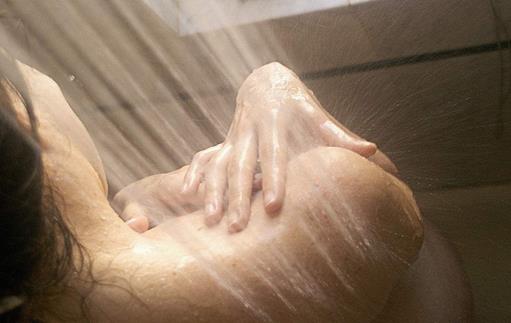 冬季皮膚干燥是怎么回事