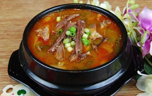 男人擦亮眼睛 哪些食物只是傳說