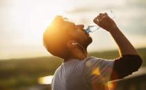 水中加這些中藥能抗衰老！