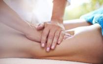 ?穴位按摩還能滋養雙唇？