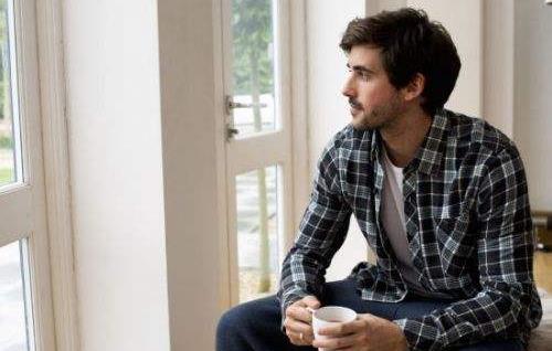 患上肛裂的癥狀有哪些