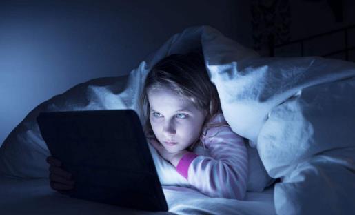 經常熬夜小心擾亂你的經期!