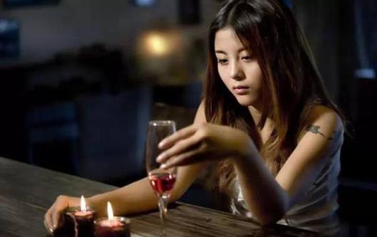 喝酒后千萬別吃這些致命藥！