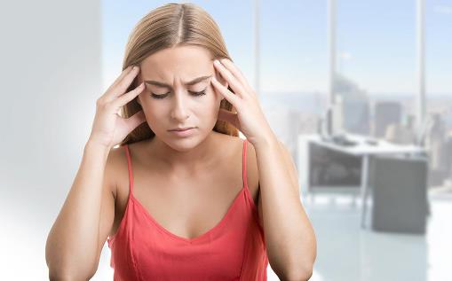 經期前后爆痘怎么辦?如何護理痘痘肌膚