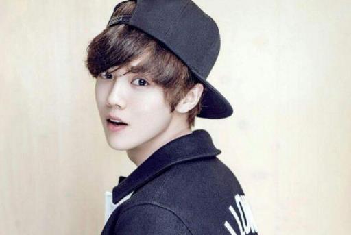 鹿晗個人資料簡介 鹿晗照片 明星鹿晗的QQ號 鹿晗新歌推薦