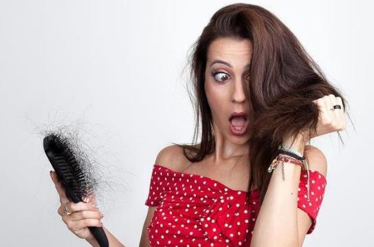 冷、黃、干三個字概括女人初老癥狀 減緩衰老辦法