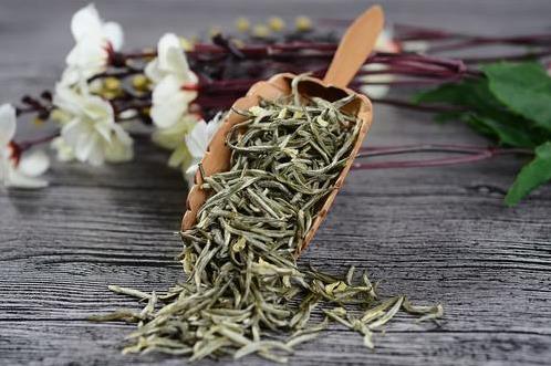 喝水保溫杯選購(gòu)小技巧 保溫杯日常四種飲品不能裝