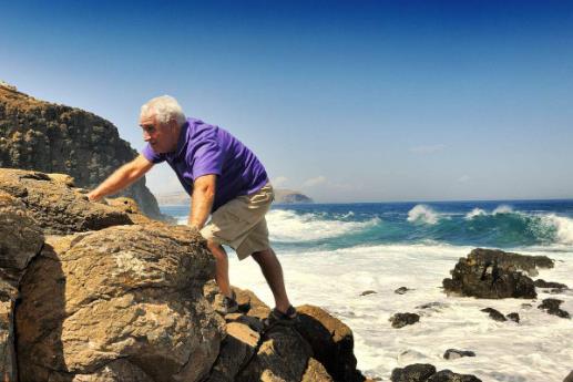 骨科專家稱:爬樓爬山是最笨的運(yùn)動(dòng) 膝蓋磨損嚴(yán)重