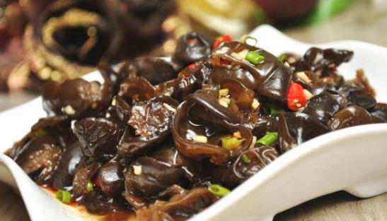 飲食上如何控制高血壓 飲食要忌口避免吃升壓食物