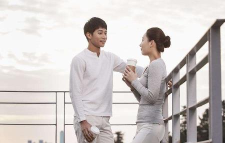 內褲也會導致睪丸萎縮 睪丸萎縮的治療方法要選對