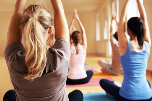 女生虎背熊腰真是背影殺手 教你幾招練出誘人的蝴蝶背