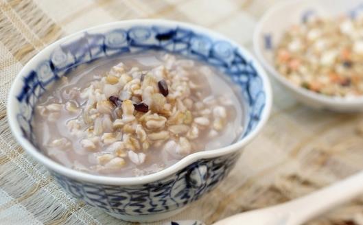 薏米吃對了除濕益氣,試試這幾個薏米的食療方