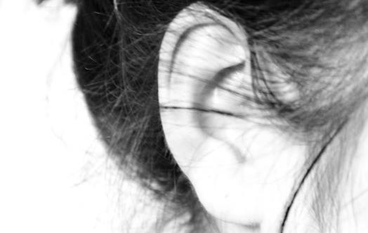 耳朵發燒 說明有人在念叨你了