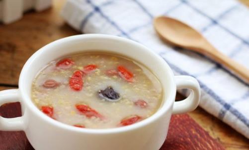 春季養(yǎng)生粥 推薦十款養(yǎng)生粥