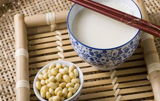 睡覺(jué)打鼾害人又害己 食療幫你緩解癥狀