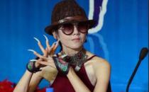 人閑長指甲心閑長頭發 其實是有道理的