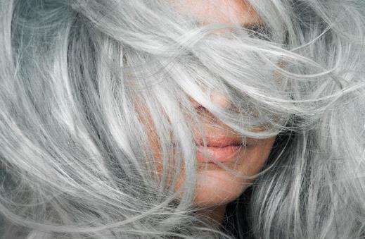 白發可以拔嗎 怎么緩解白發生長