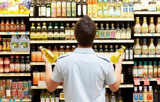 廚房用油 依低溫中溫高溫等不同烹調(diào)方式來(lái)預(yù)備