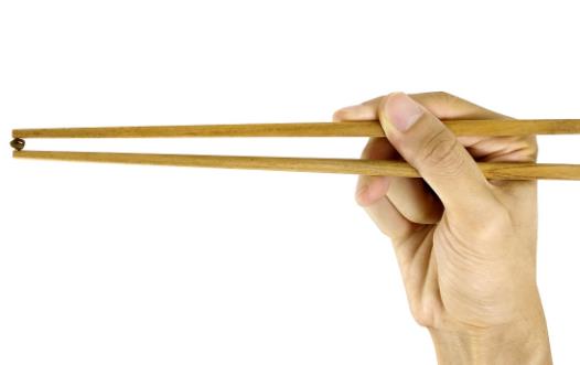 正確使用筷子是我們的必修課程 使用筷子的注意事項(xiàng)