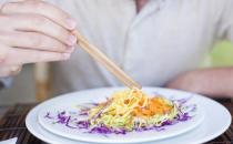 ?筷子這么多禁忌我們不能忽視 使用筷子的注意事項