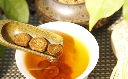 牛蒡茶可消除人體毒素 經常熬夜來杯牛蒡茶補氣強身