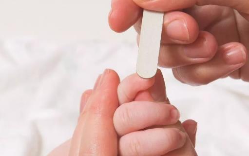 給寶寶剪指甲 別掉進這5個坑