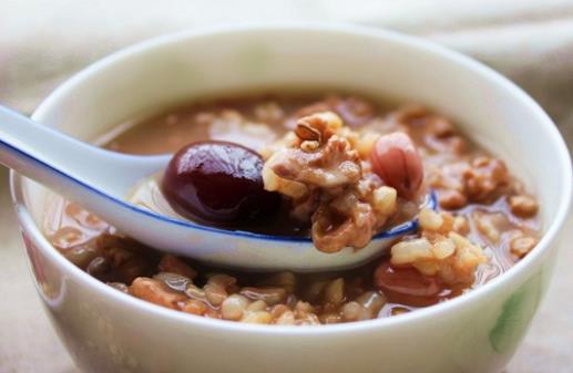 經期經常性頭疼可以用這7種辦法緩解