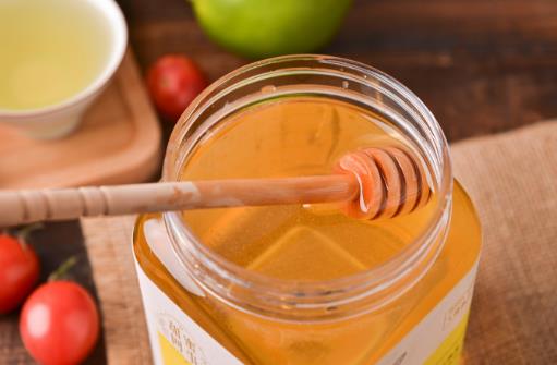 常飲蜂蜜水美容養顏喝出來 蜂蜜的禁忌人群大揭秘