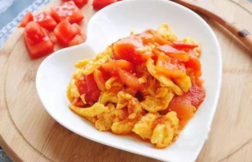 長(zhǎng)期用開(kāi)水沖雞蛋拌白糖吃,對(duì)身體有什么好處