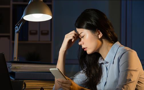 年輕人千萬(wàn)別再熬夜了 熬夜的危害看了都害怕